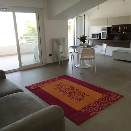 Akoja Di Pregio Fronte Mare Apartament *